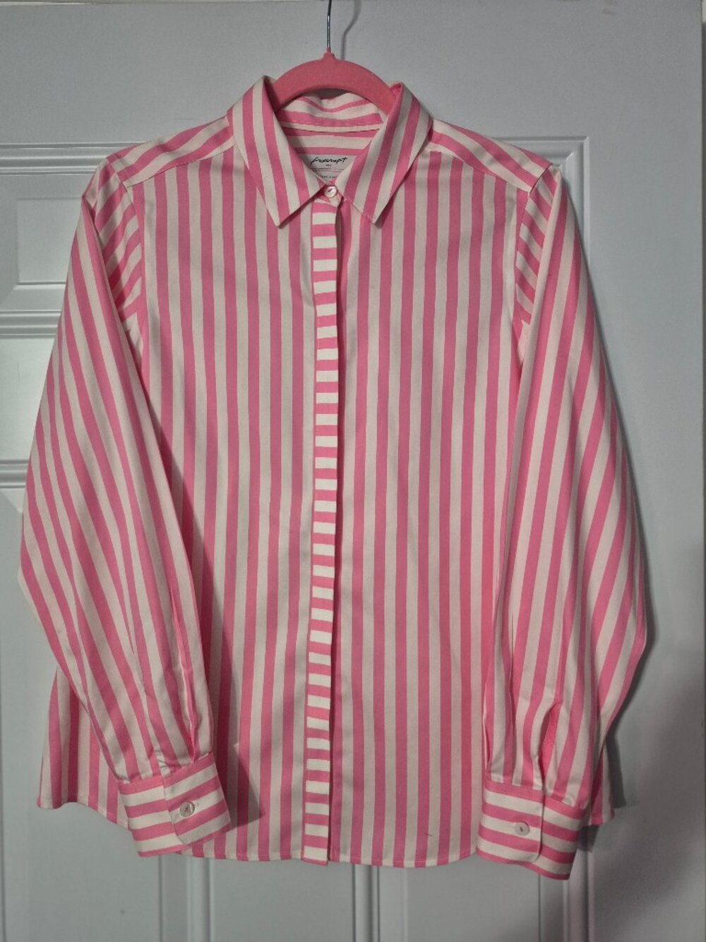 Foxcroft Button Down ,100% cotton. size 8. Pink/white stripe.